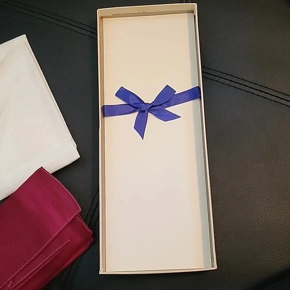 🌴3/$15🌴 Vintage Hankercheifs "W" "B W" and A Dumont Mens Clothing - Picture 8 of 9